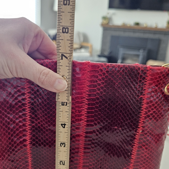 Red Snakeskin Pattern Convertable Clutch - Picture 9 of 9